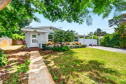 Property photo of 1446 W Perry Street, Lantana, FL 33462