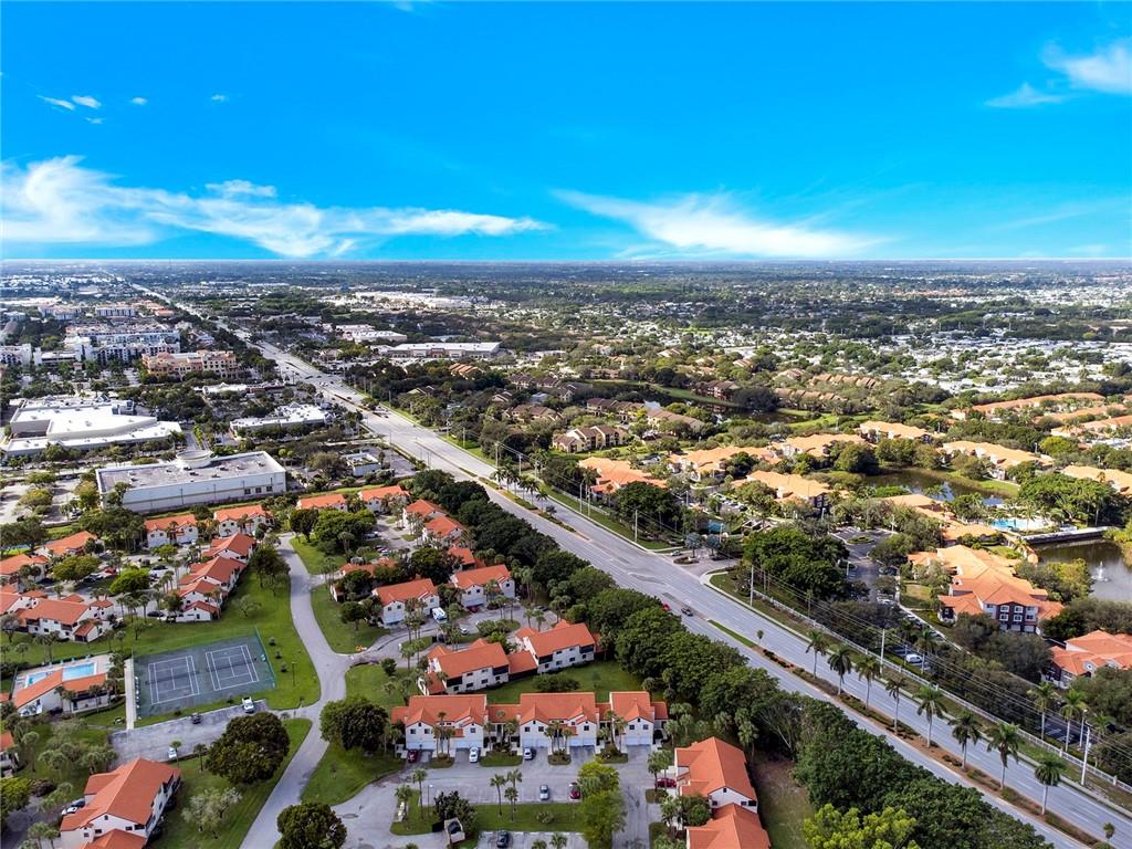 DOS LAGOS - Southlake Con - Residential