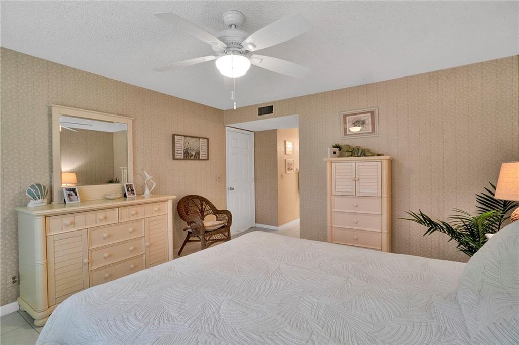 DOS LAGOS - Southlake Con - Residential