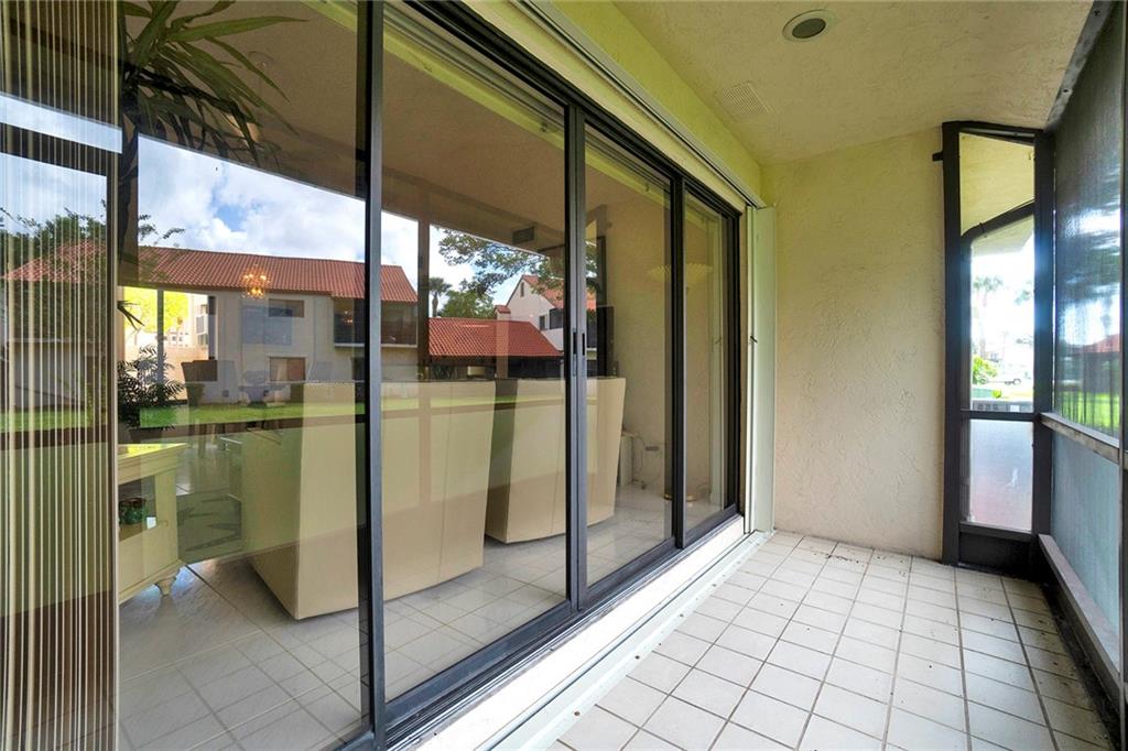 DOS LAGOS - Southlake Con - Residential