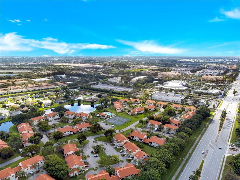 DOS LAGOS - Southlake Con - Residential