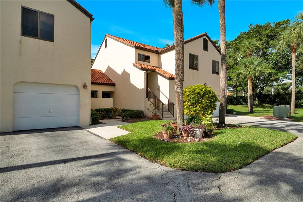 DOS LAGOS - Southlake Con - Residential