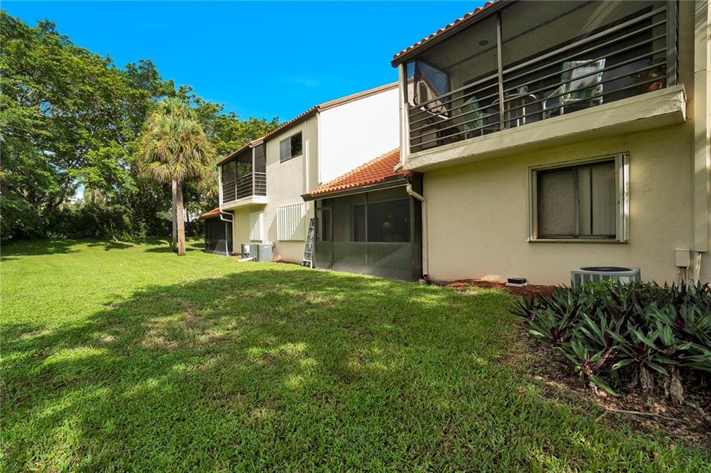 DOS LAGOS - Southlake Con - Residential