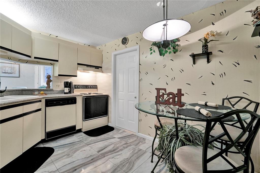 DOS LAGOS - Southlake Con - Residential