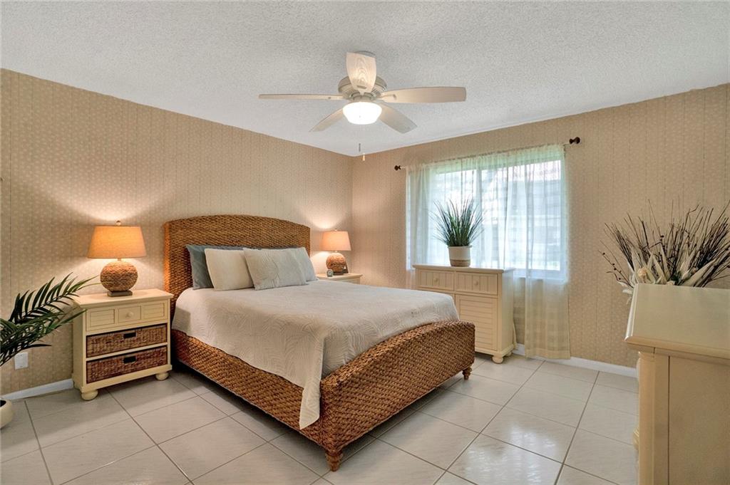 DOS LAGOS - Southlake Con - Residential