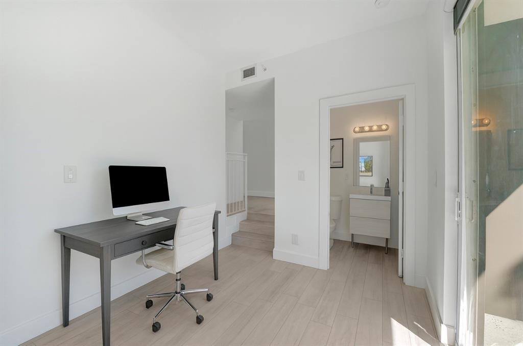 New Harbor Lofts - Residential