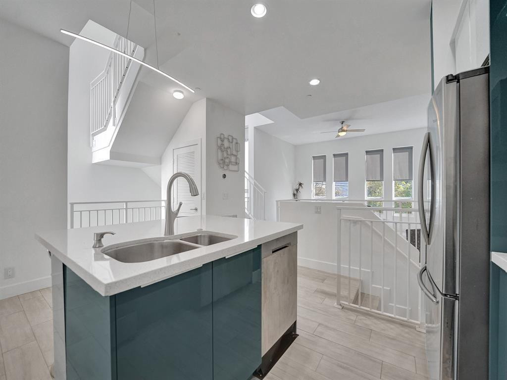 New Harbor Lofts - Residential