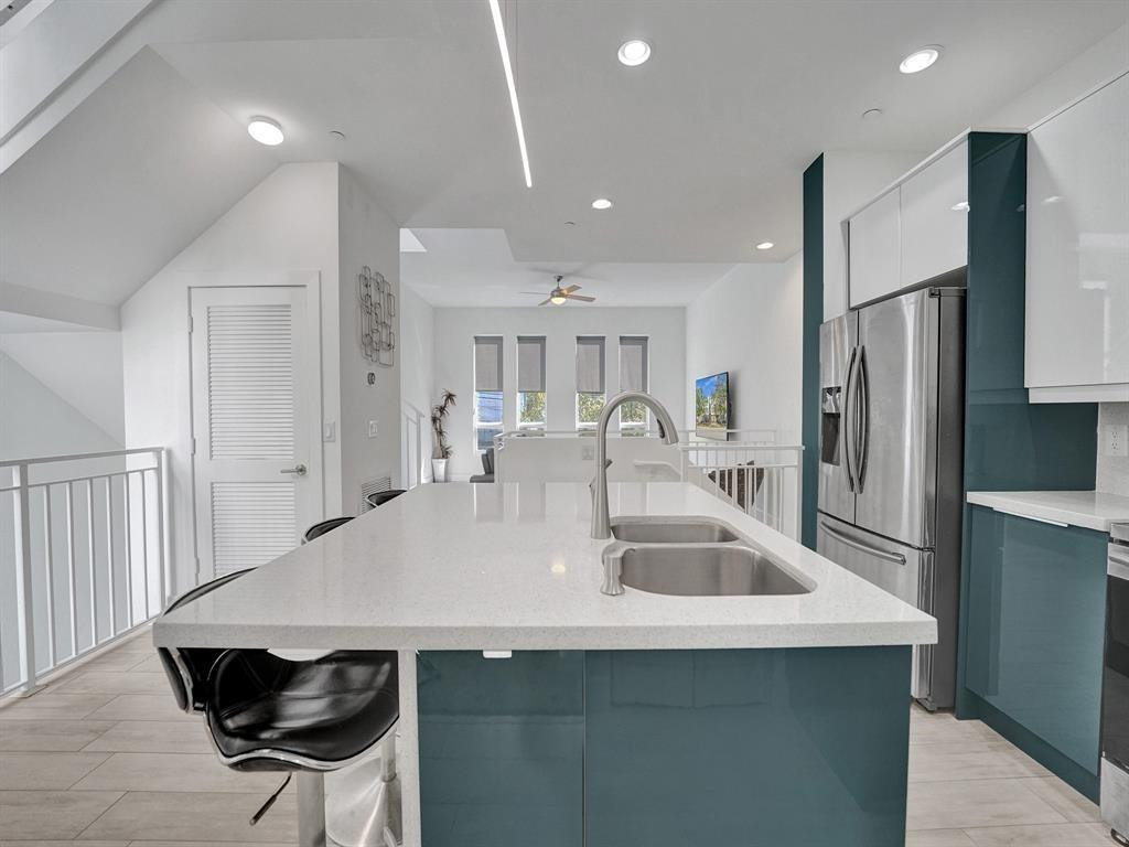 New Harbor Lofts - Residential