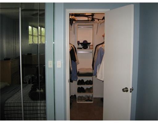 2400 NE 10th Street NE 305