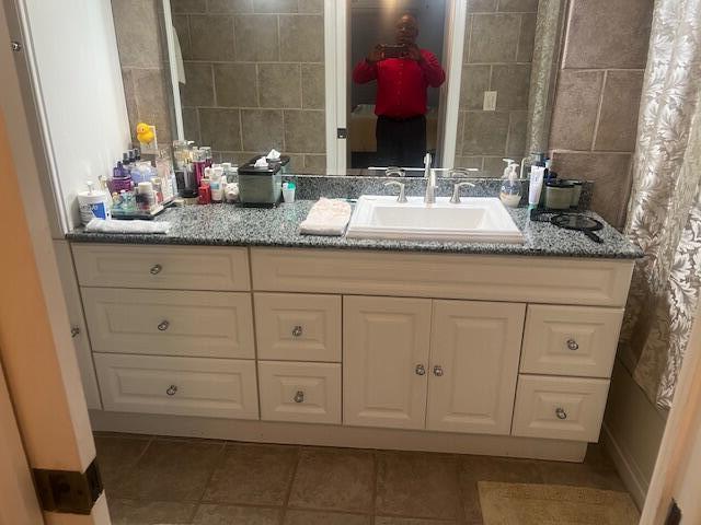 LAKES OF TARA UNIT 2 - Residential
