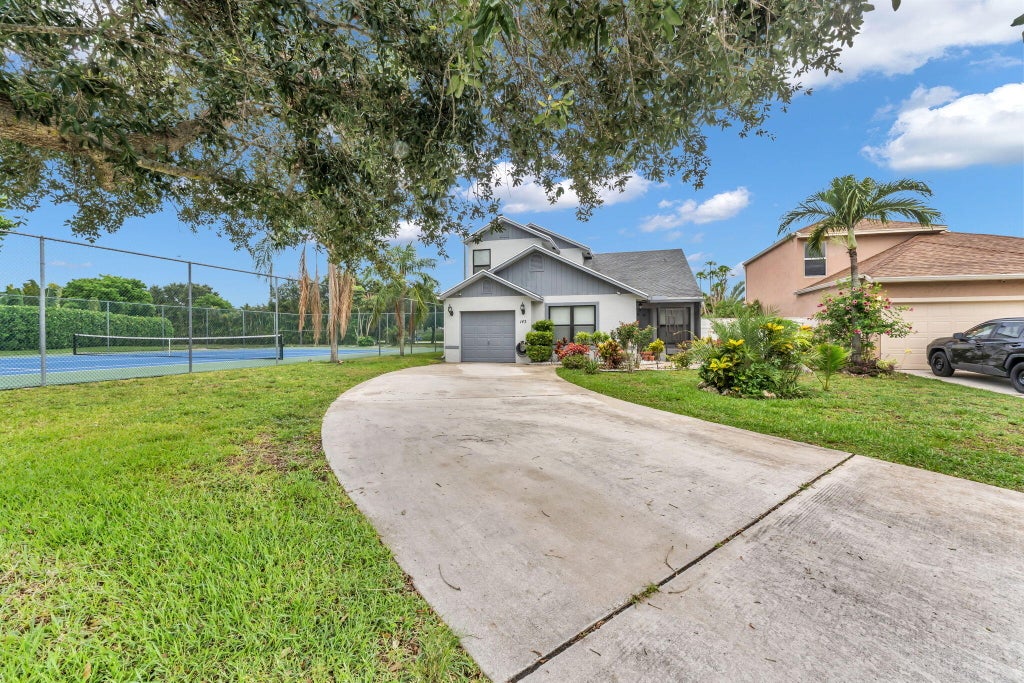 Photo of 143 W Tara Lakes Dr Drive W, Boynton Beach, FL 33436 (MLS # B26024679)