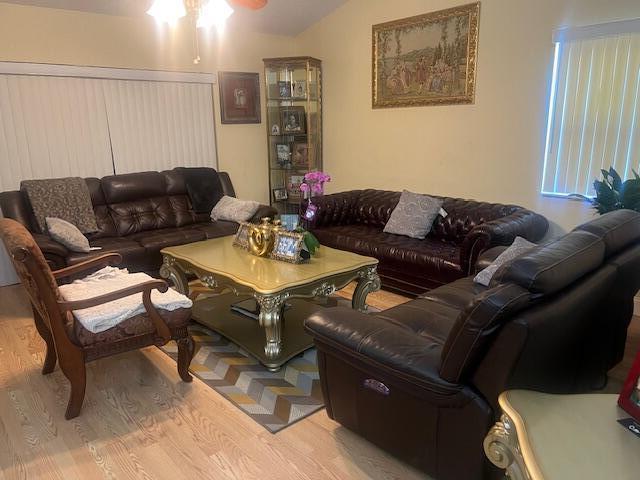 LAKES OF TARA UNIT 2 - Residential