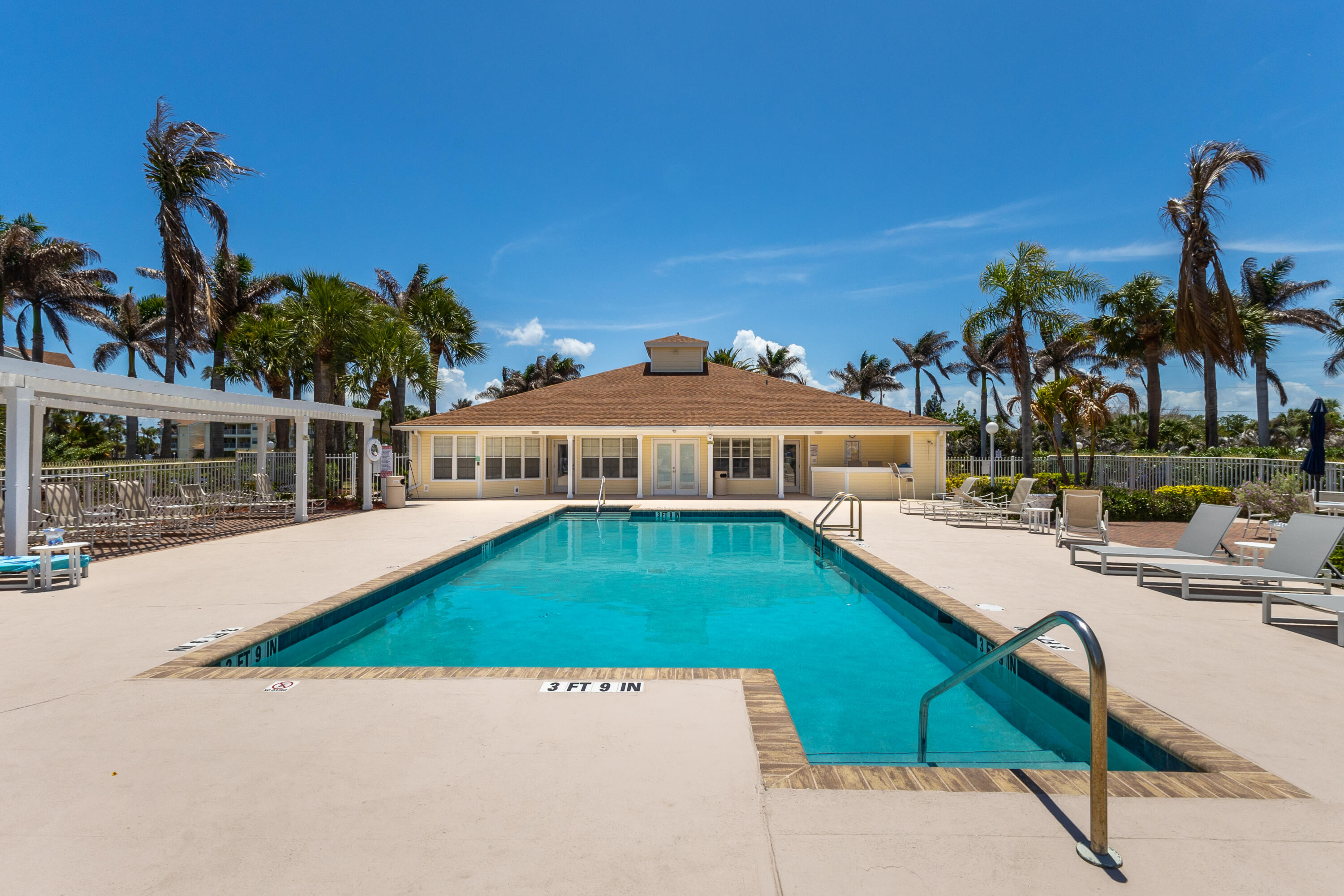 BEACH CLUB CONDOMINIUM - Residential