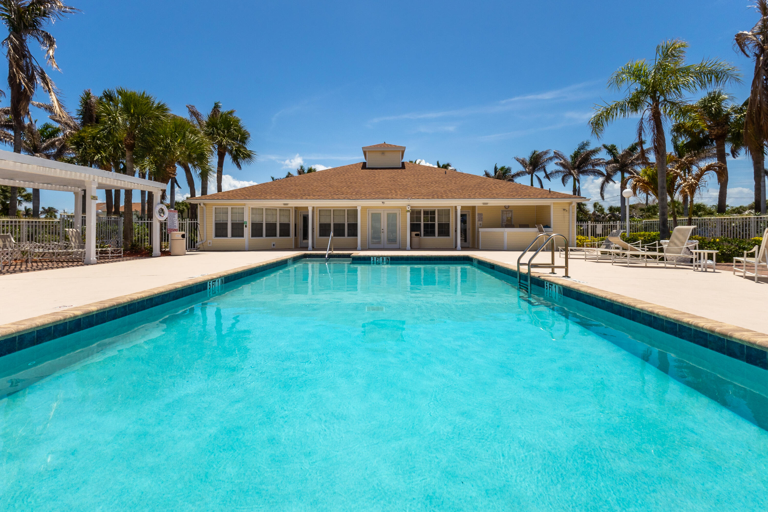 BEACH CLUB CONDOMINIUM - Residential