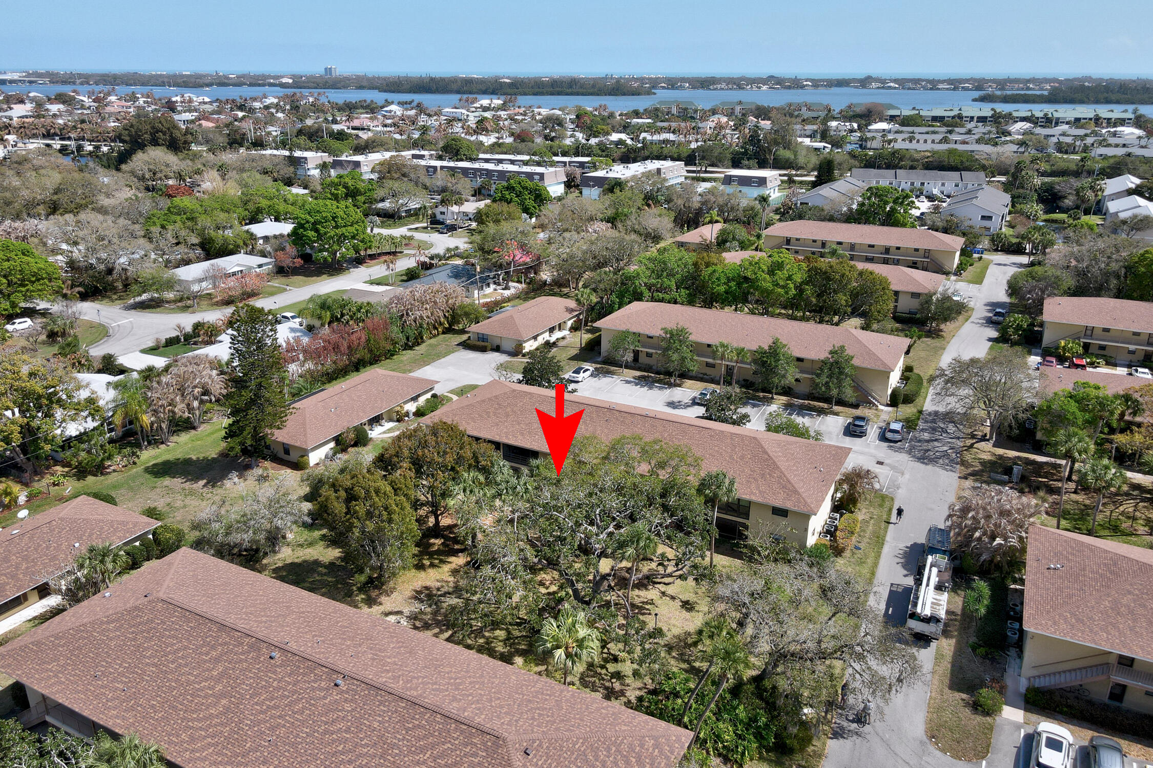 OAK PARK TERRACE UNITS 1-16 - Residential