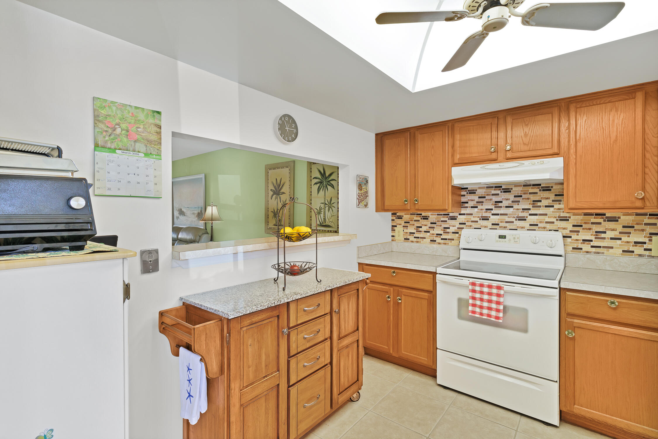 OAK PARK TERRACE UNITS 1-16 - Residential