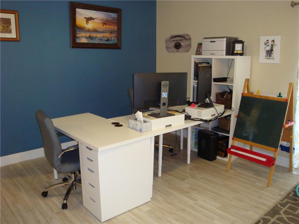 Pine Ridge 112-37 B - Residential