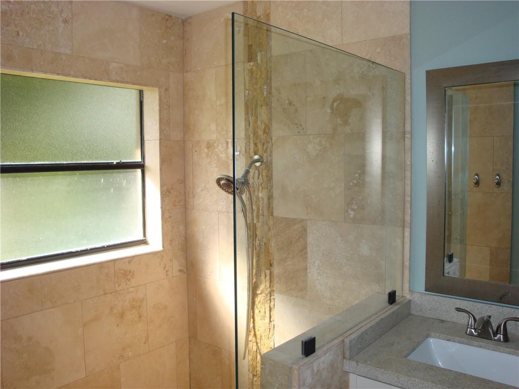 Pine Ridge 112-37 B - Residential