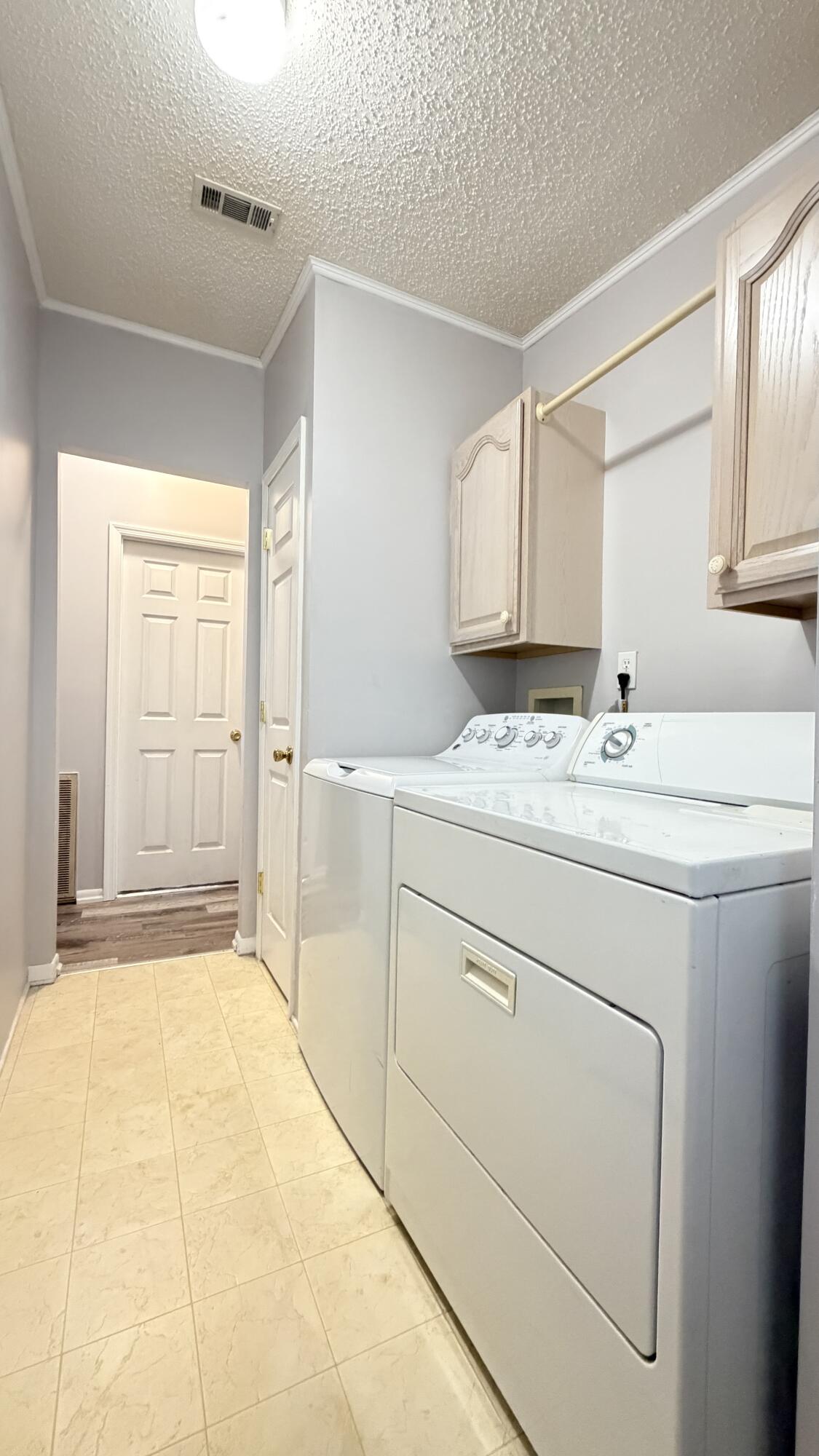 ST LUCIE FALLS (AKA RIVER FOREST) - Residential