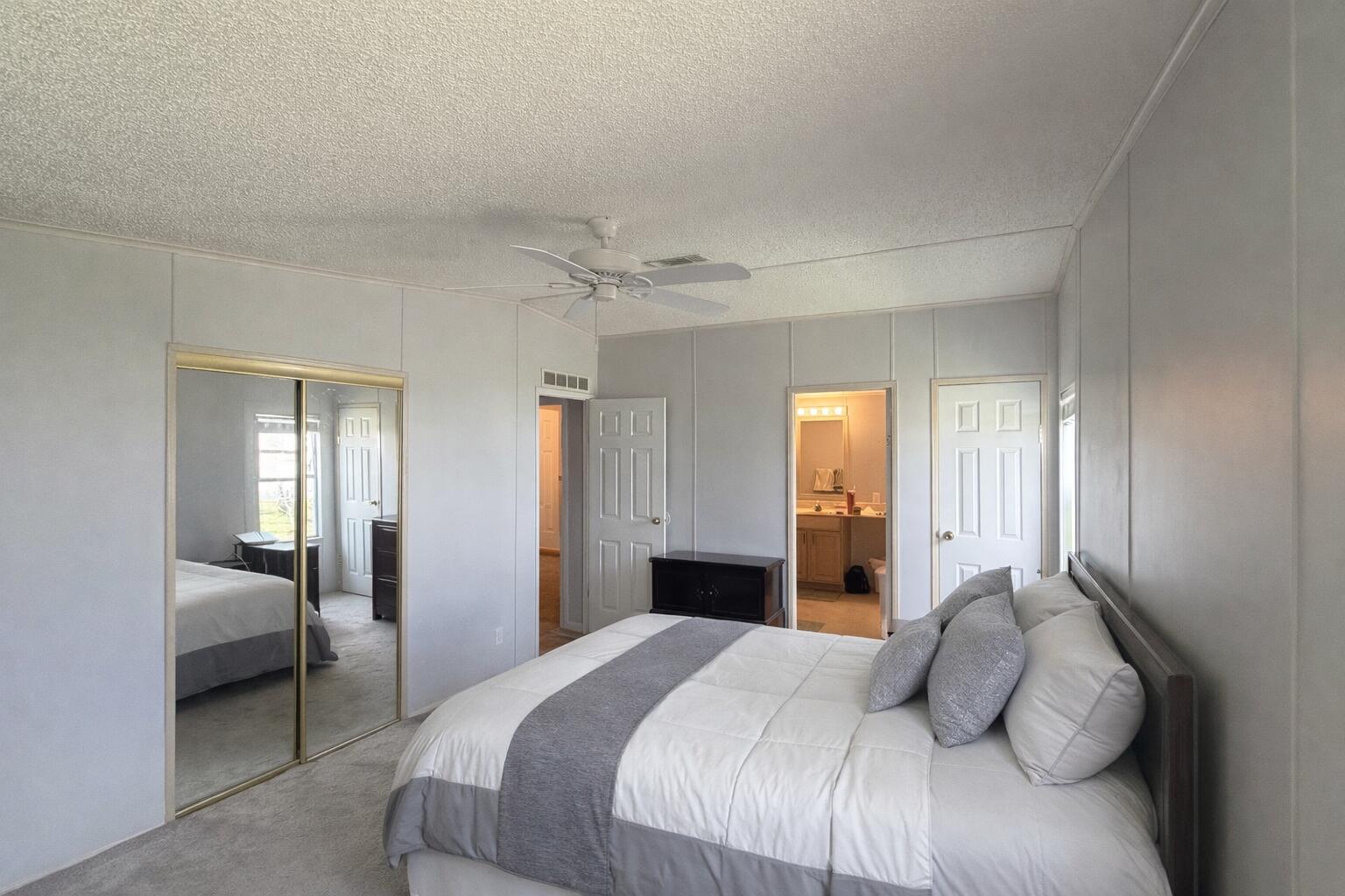 2585 SW Marquis Terrace