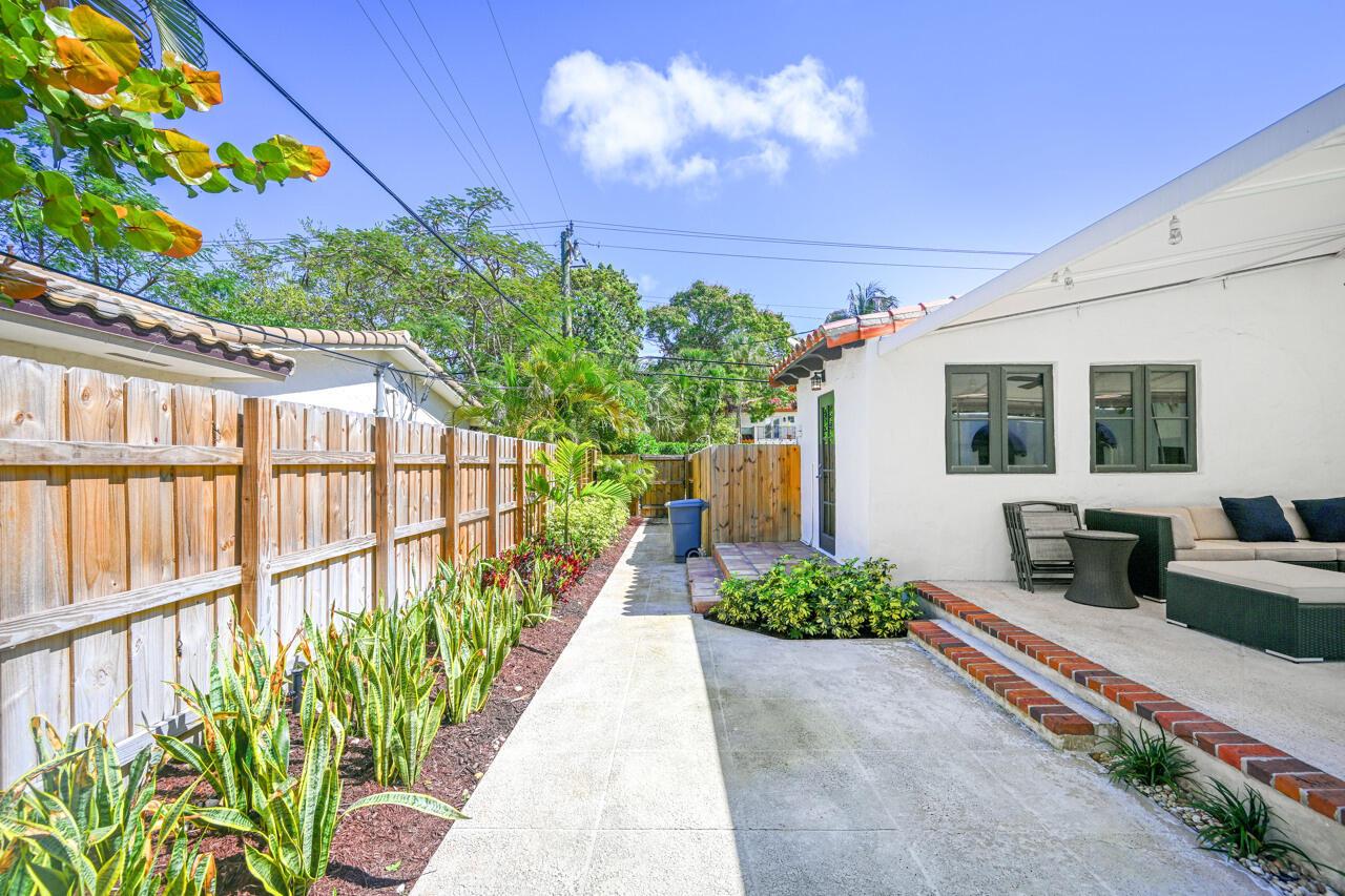 OLD FLORESTA - Residential