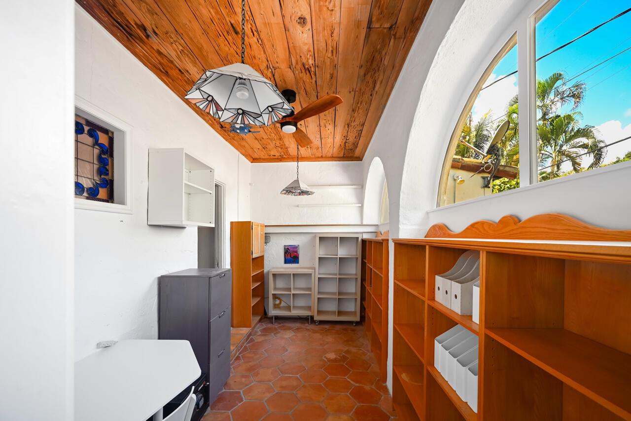 OLD FLORESTA - Residential