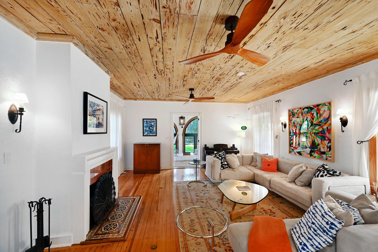 OLD FLORESTA - Residential