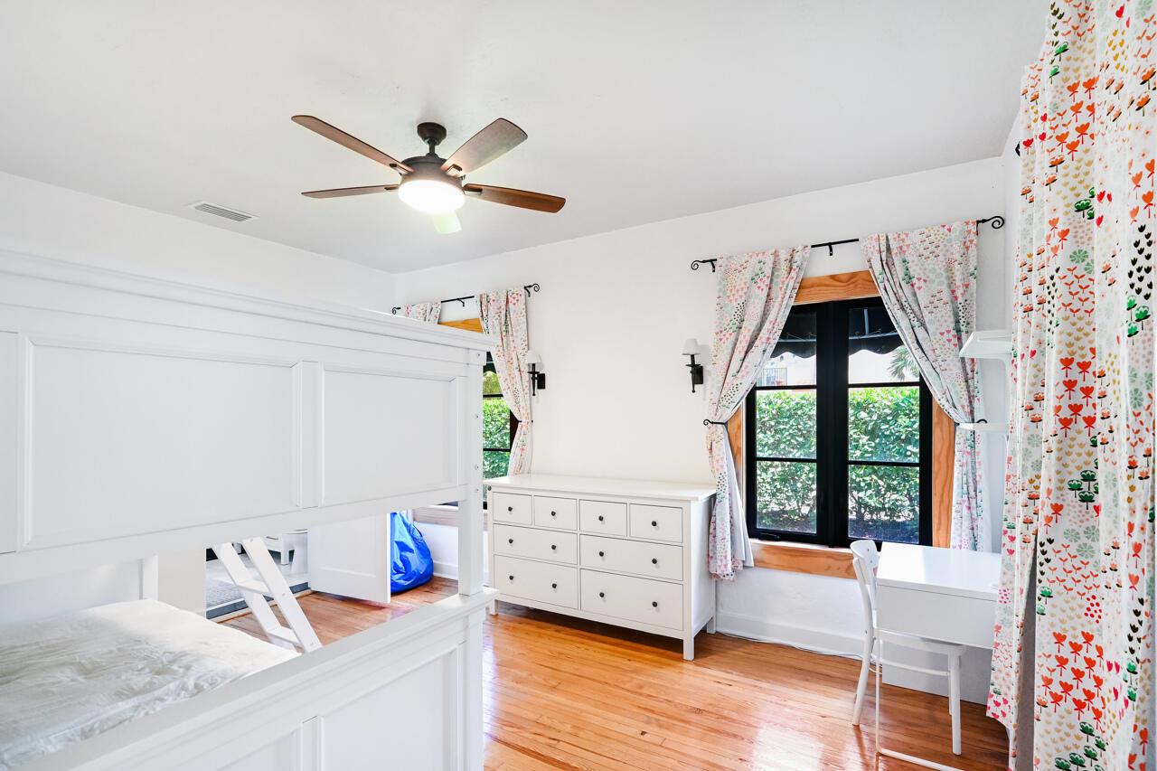 OLD FLORESTA - Residential