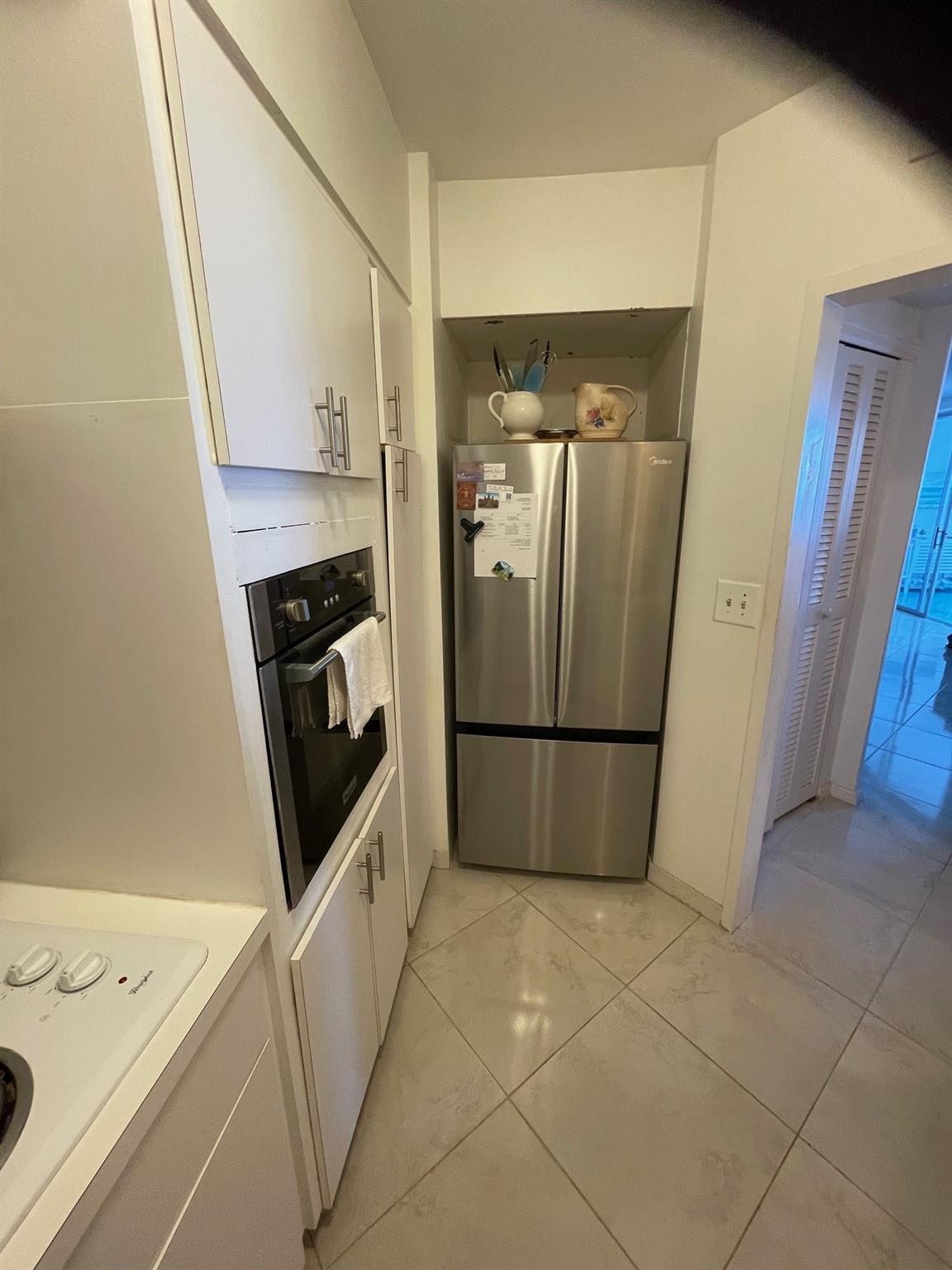 The Edgewater Arms, Inc. - Residential