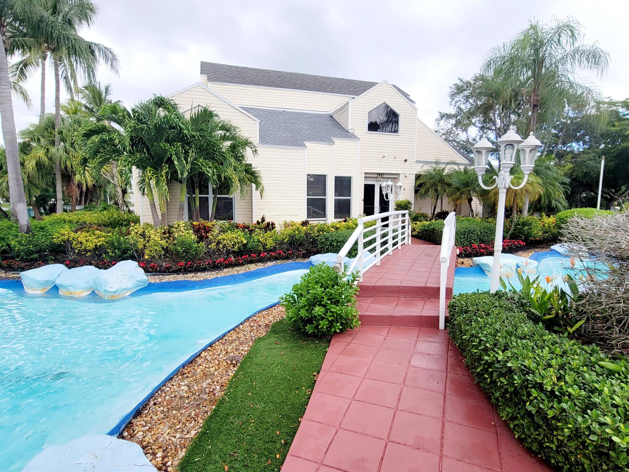 SUMMER LAKE - Residential Lease