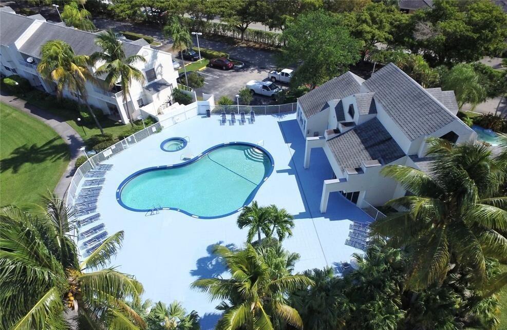 SUMMER LAKE - Residential Lease