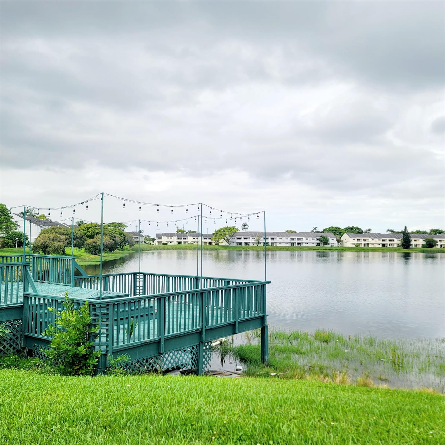 SUMMER LAKE - Residential Lease