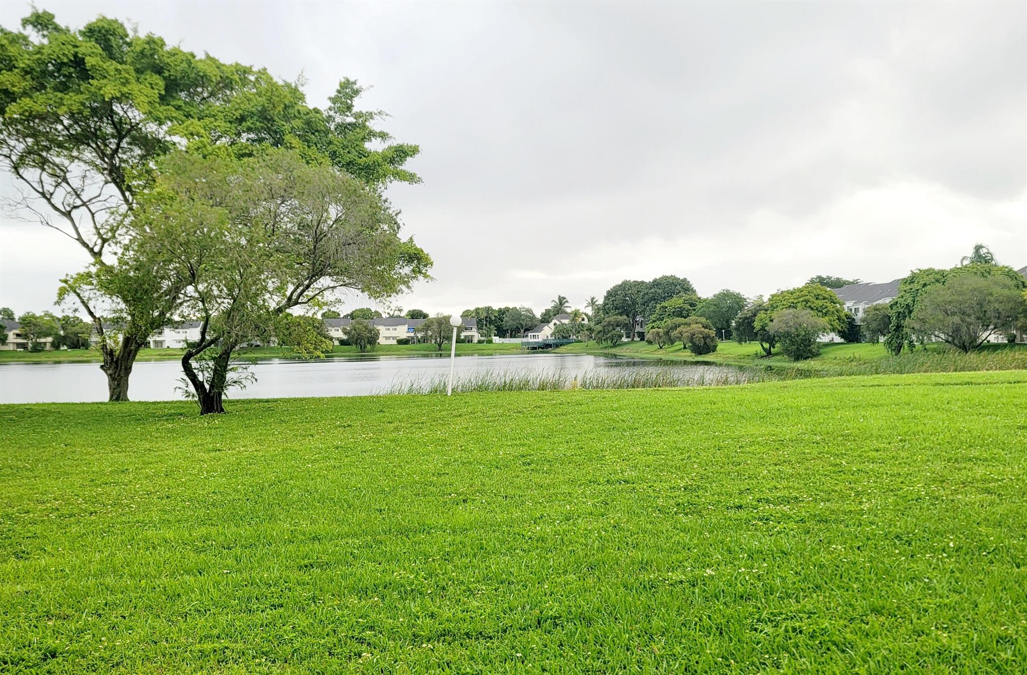 SUMMER LAKE - Residential Lease