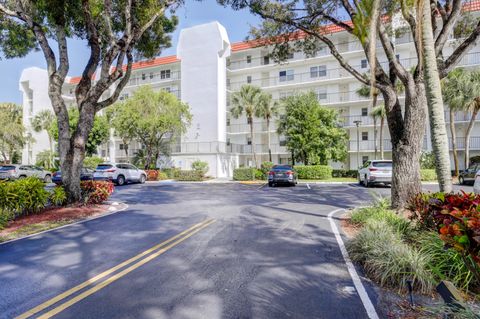 A home in Lake Worth