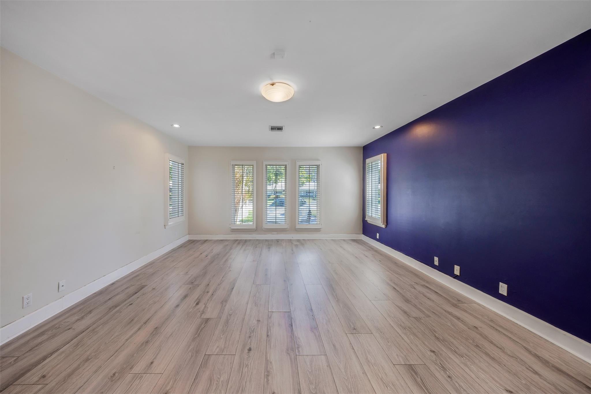 Palm-Aire Cypress Course - Residential