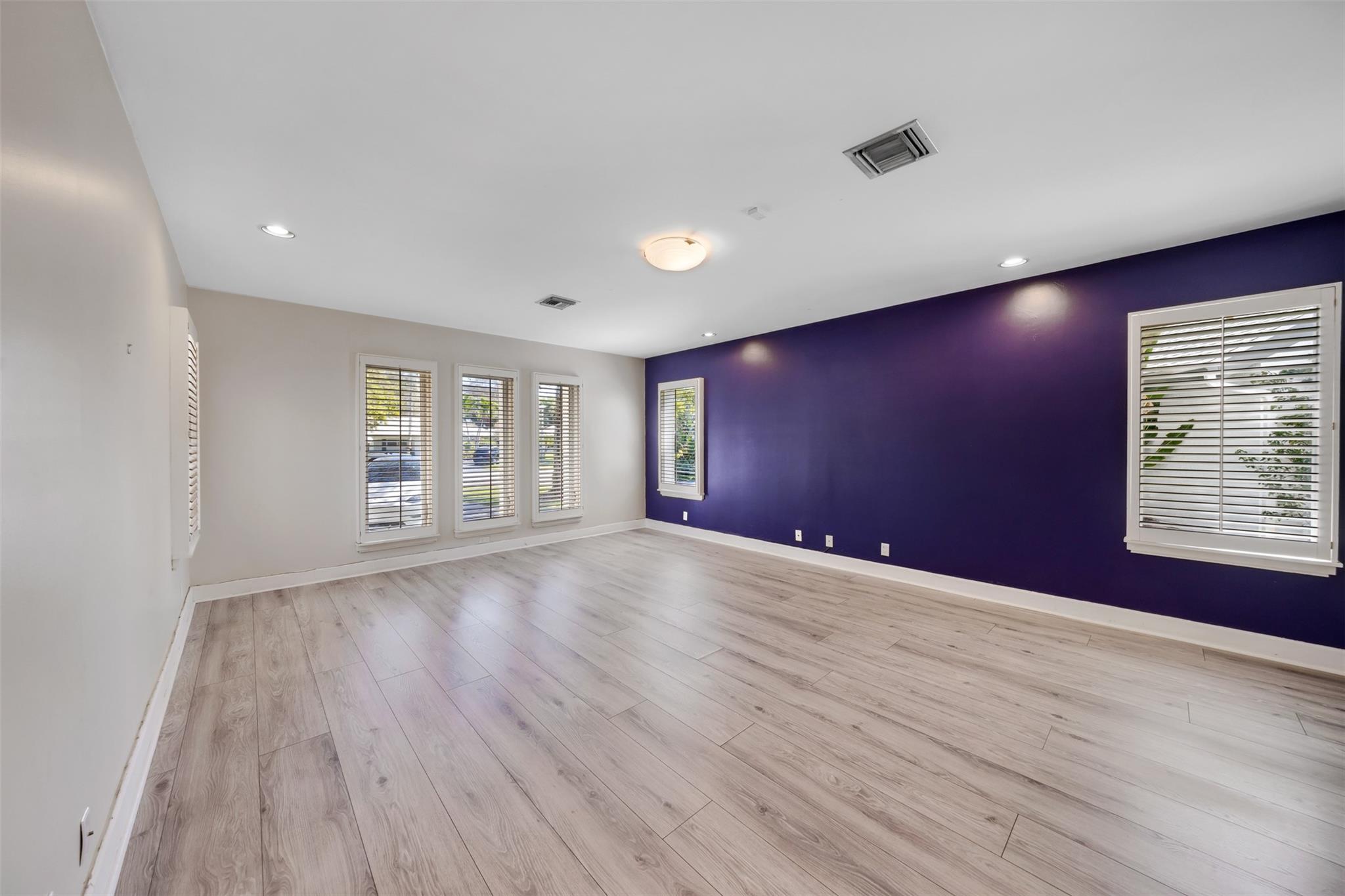 Palm-Aire Cypress Course - Residential
