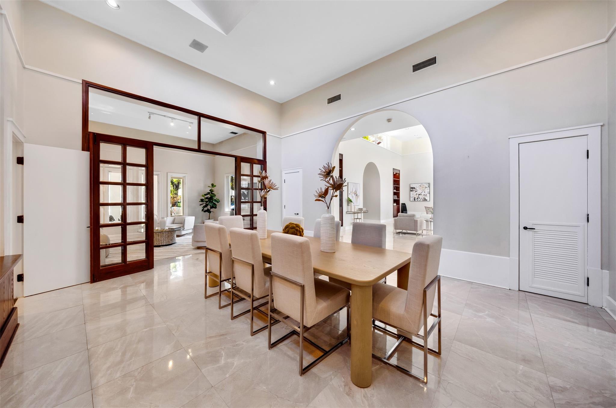 Palm-Aire Cypress Course - Residential