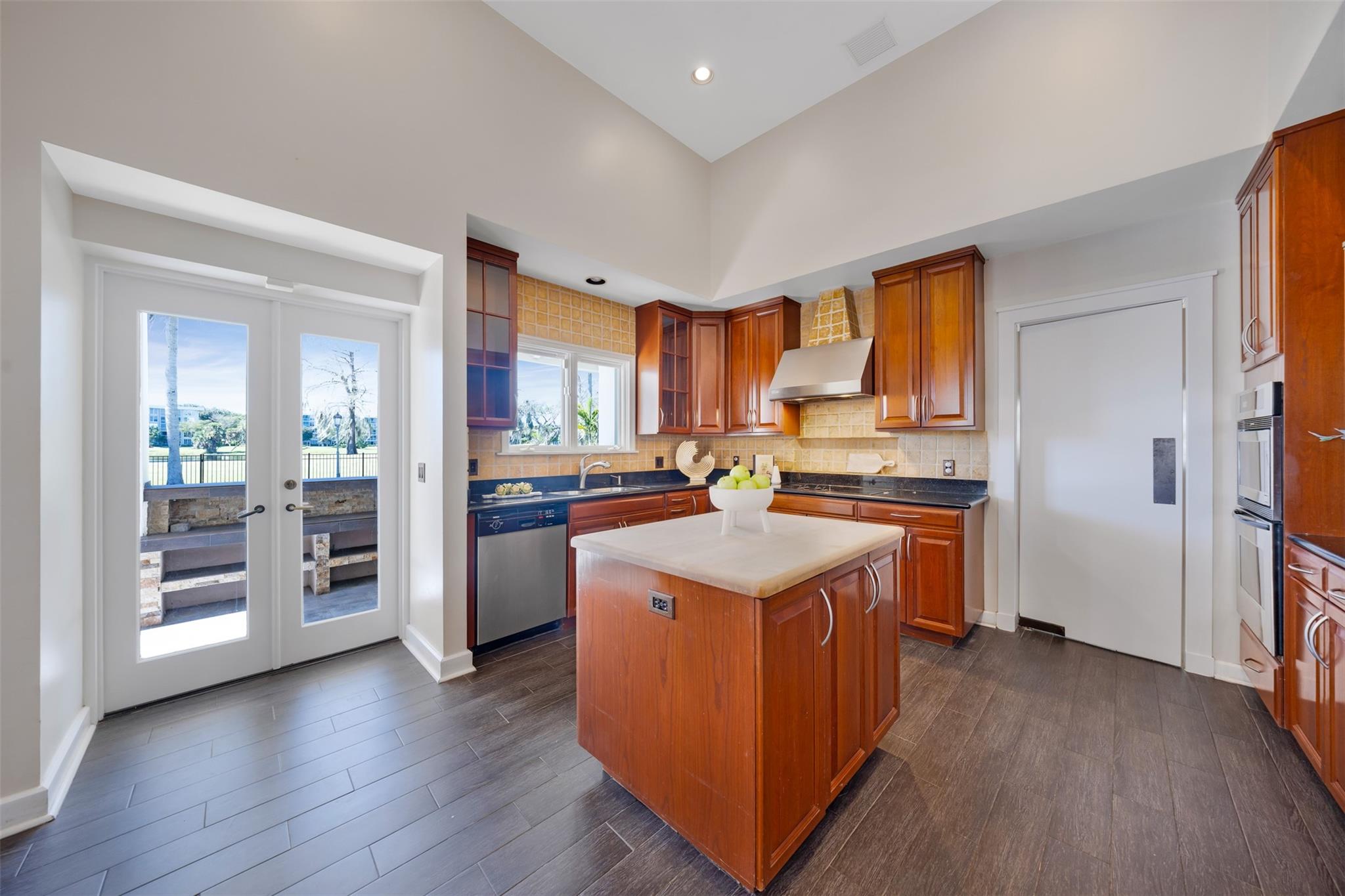 Palm-Aire Cypress Course - Residential