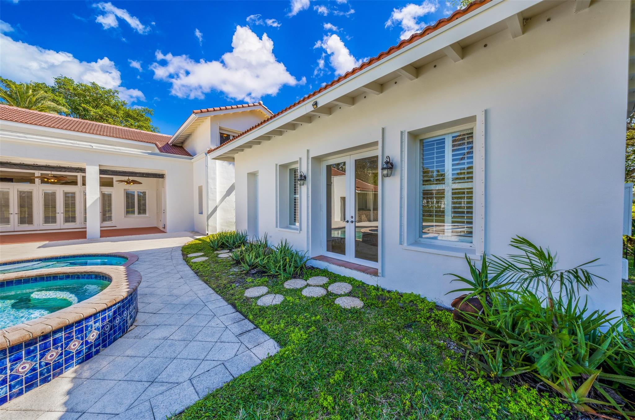 Palm-Aire Cypress Course - Residential