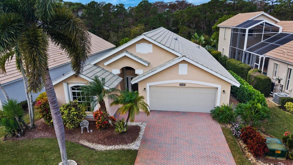 Photo of 12456 SE Plandome Drive, Hobe Sound, FL 33455 (MLS # R11157113)