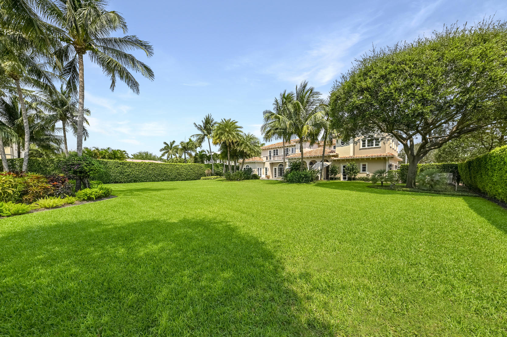 Royal Palm Yacht & Country Club - Residential