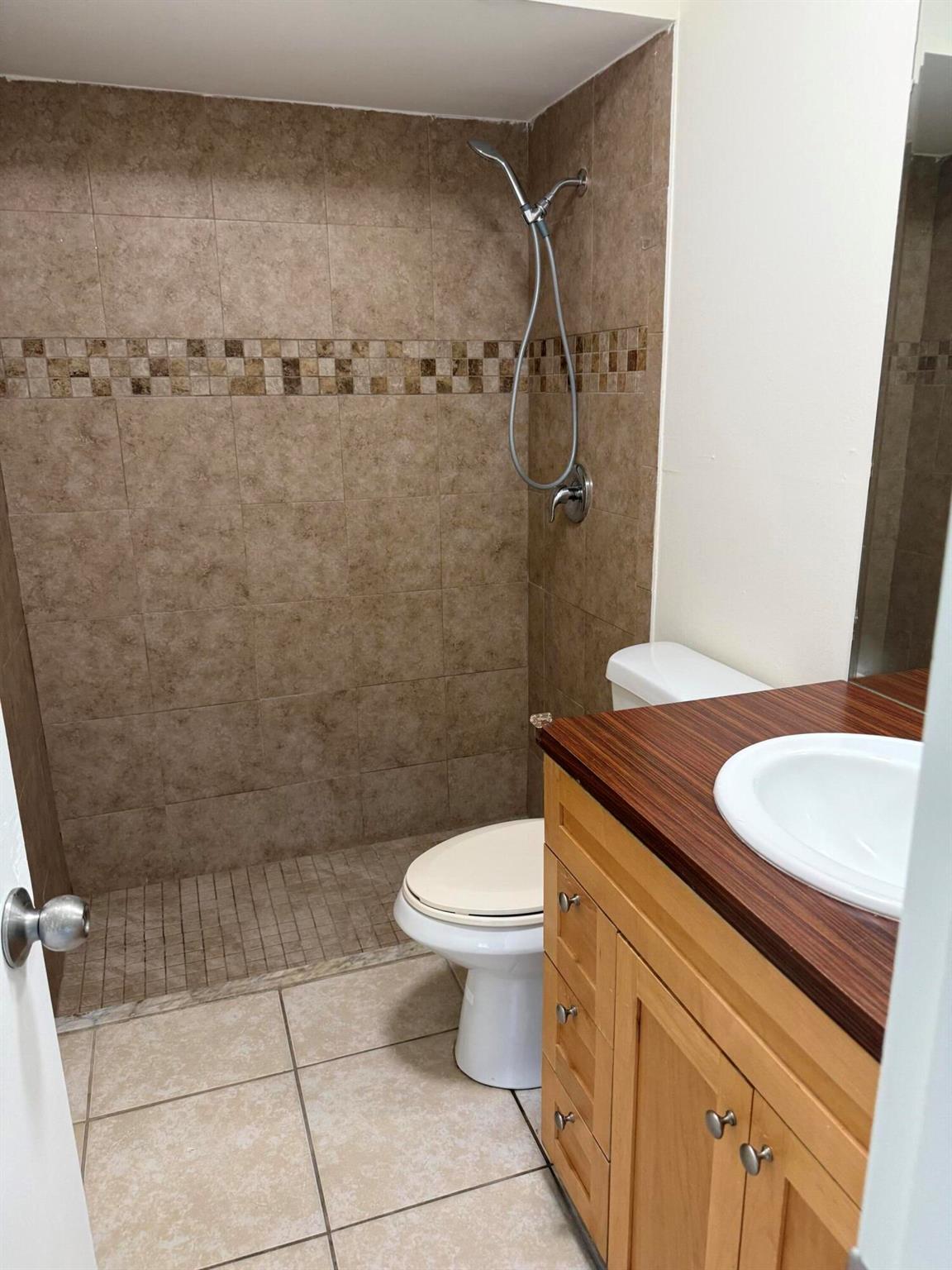 PORT ST LUCIE FLORESTA PI - Residential Lease