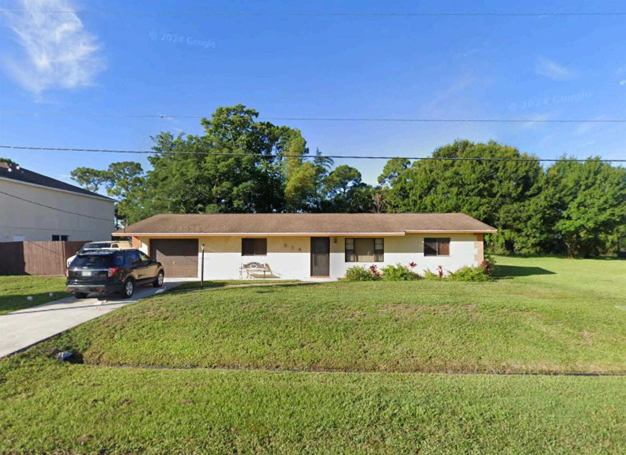 New roof updated flooring 1 car garage on this CBS single family home on a great lot in a very desirable area of PSL. Live the dream of home ownership.