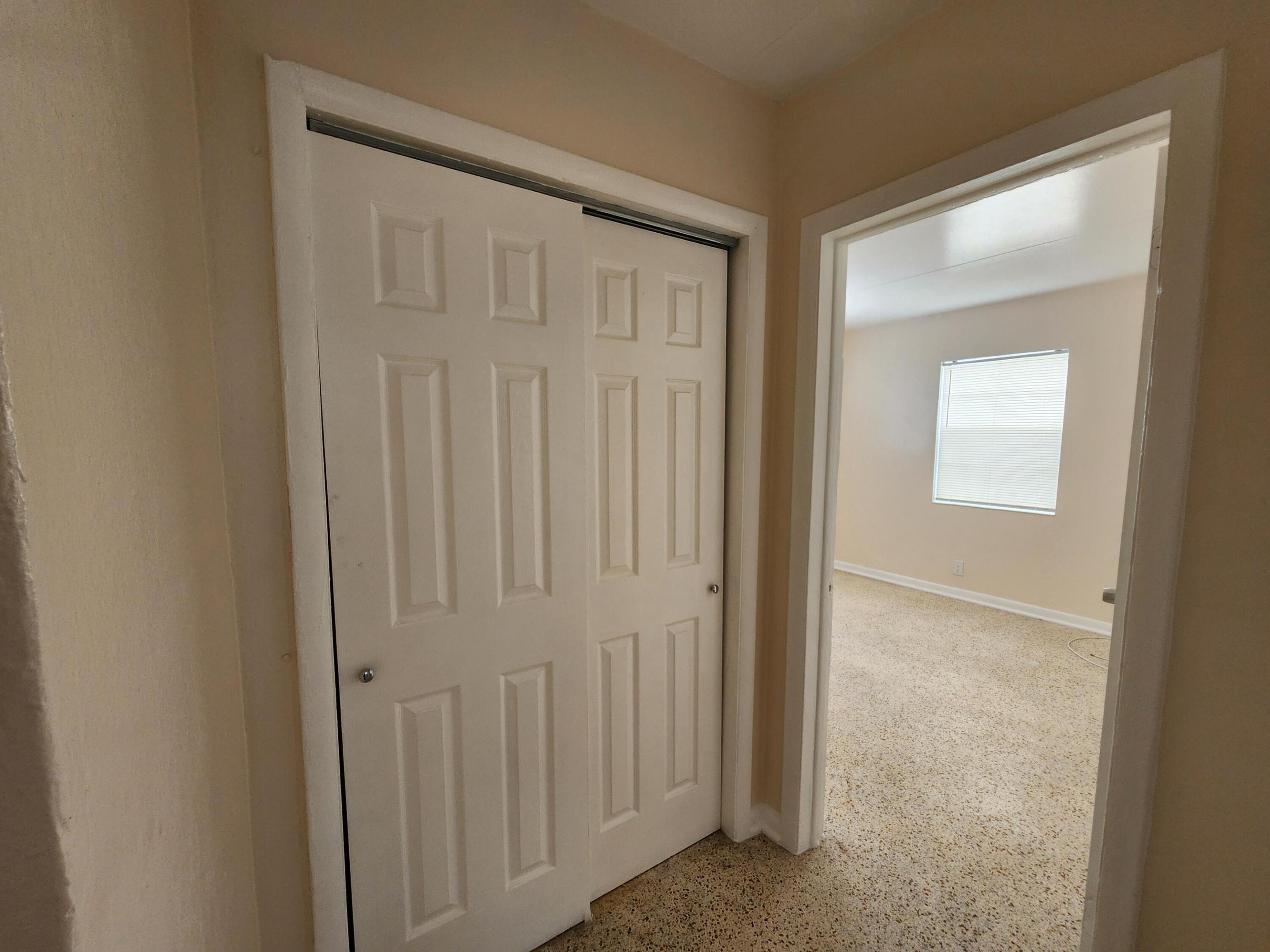 FRESHWATER 11TH & 12TH AVE ADD - Residential Lease