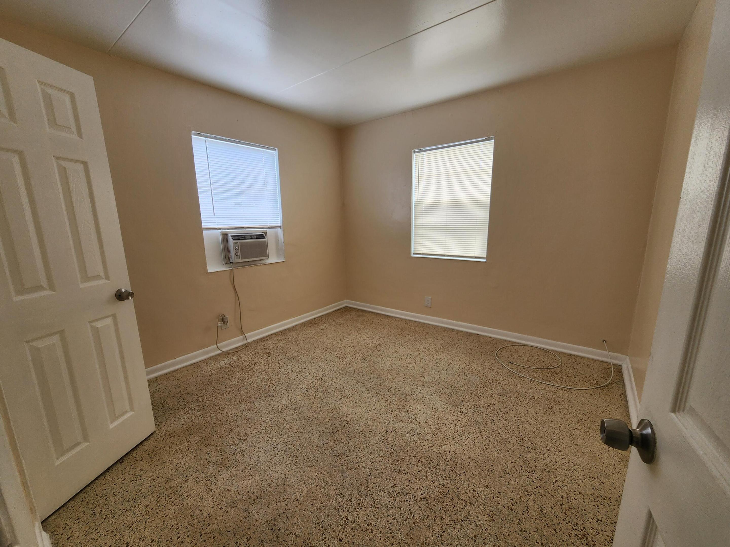 FRESHWATER 11TH & 12TH AVE ADD - Residential Lease