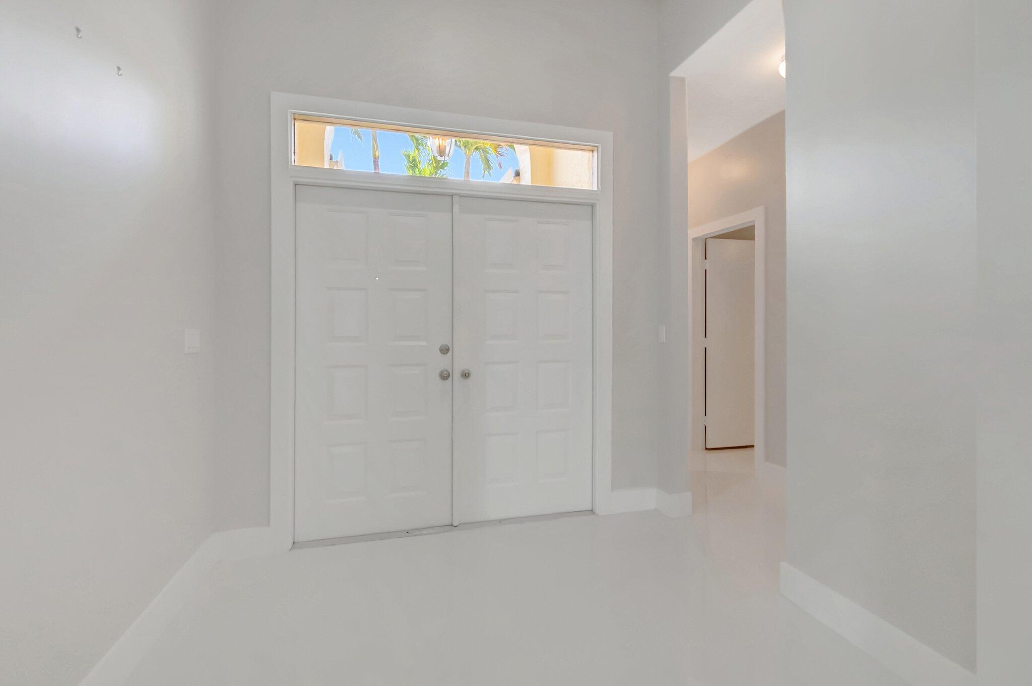 10694 Palm Spring Drive