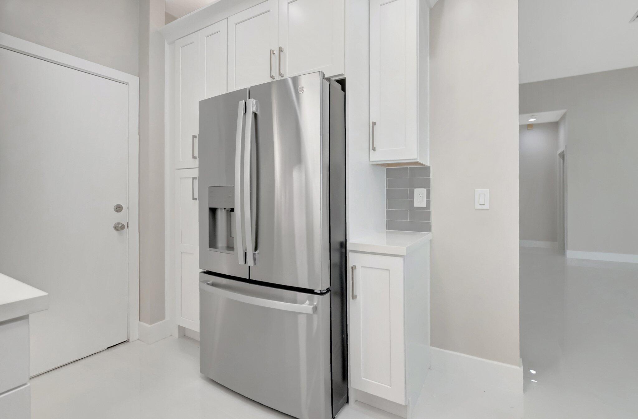 BOCA SPRINGS - Residential