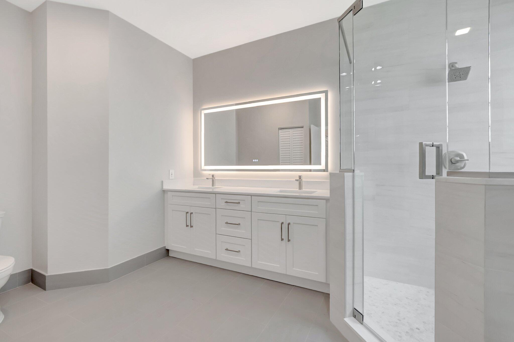 BOCA SPRINGS - Residential