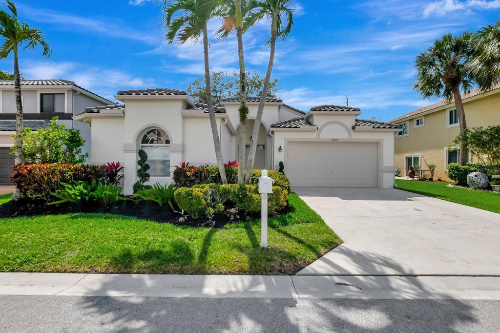 Photo of 10694 Palm Spring Drive, Boca Raton, FL 33428 (MLS # R11086463)