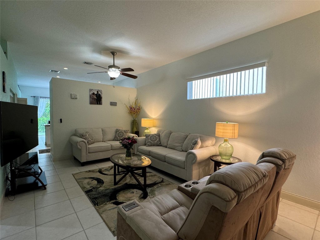 Fairway Lake 110-22 B - Residential Lease